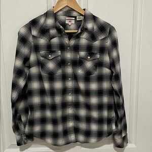Levi's Women’s Monochrome Western Plaid Flannel Shirt